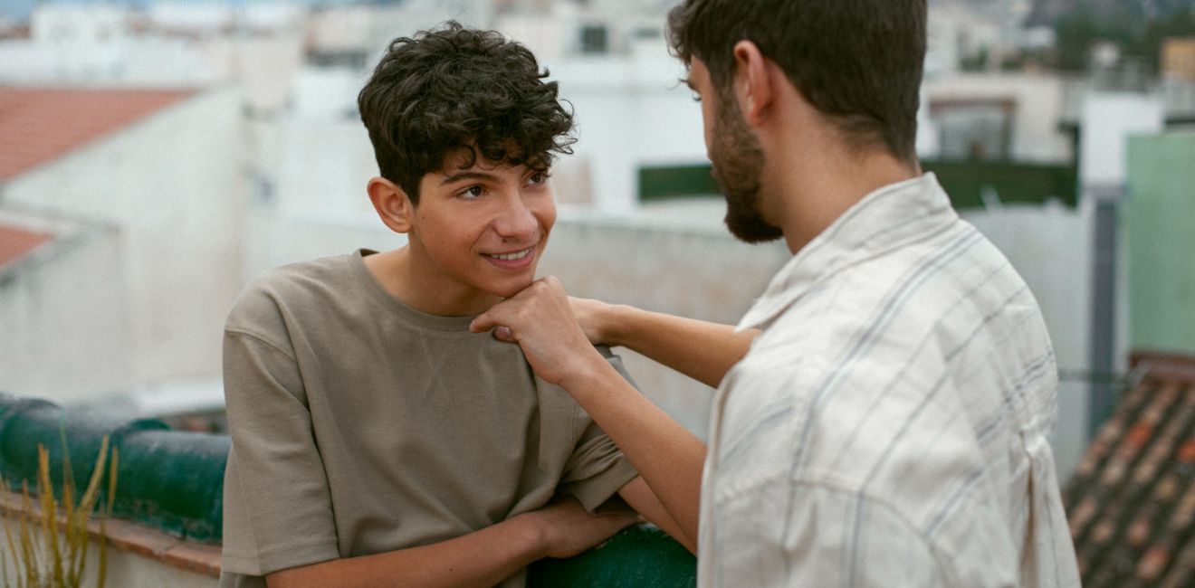 Como Falar Sobre Drogas com Adolescentes: Guia Completo para Pais e Educadores