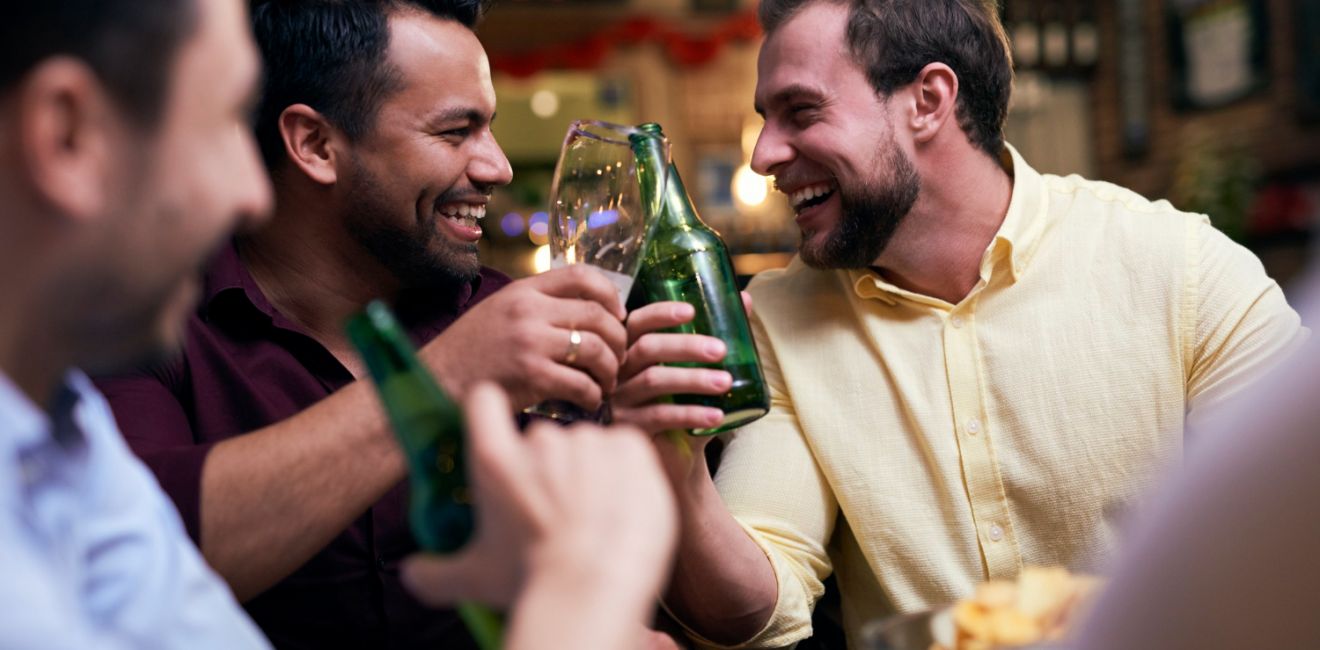 Bebida social x alcoolismo: onde está a linha tênue?